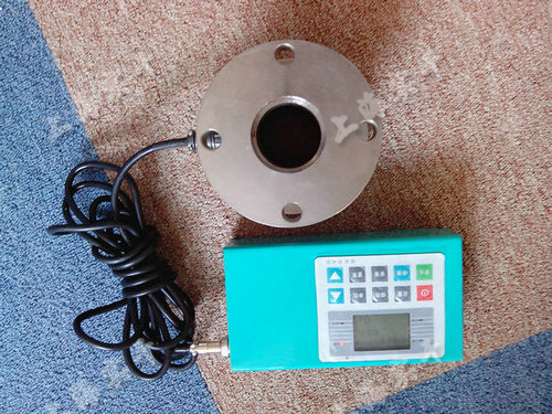 ���@Ť���z�y�x